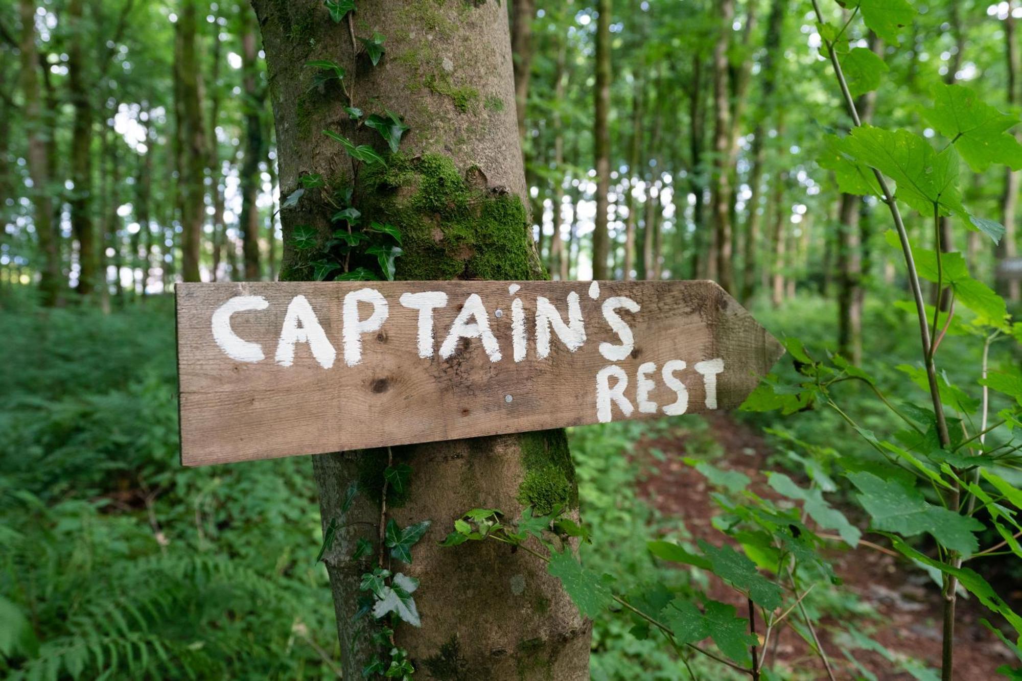 Off-Grid Relaxing Getaway At The Captain'S Rest Clachan of Campsie 外观 照片